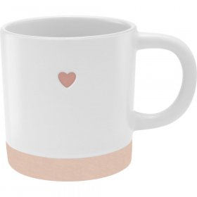 Tasse mit graviertem Herz