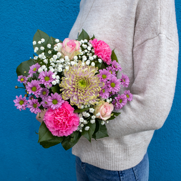 Send a bouquet of flowers for Mother's Day