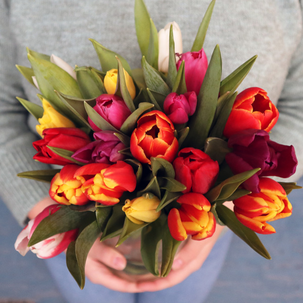 Order a bouqet of tulips