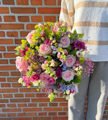 Order flowers to D&uuml;ren